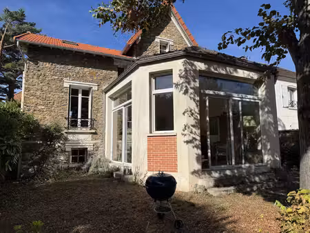 st maur la varenne maison 7p 130m2 sur un terrain de 406m2