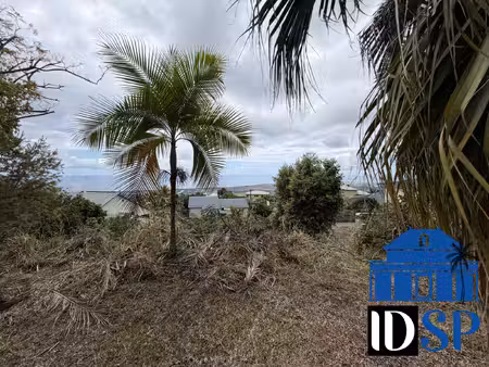 terrain 557m2 bdn st paul