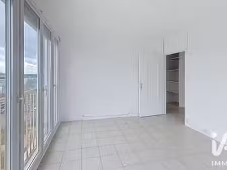 location appartement 3 pièces à orléans (45000) : à louer 3 pièces / 58m² orléans