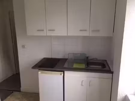 location appartement t1 à tours (37000) : à louer t1 / 18m² tours