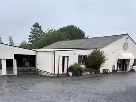 location bureaux et commerces aux herbiers (85500) : à louer / 400m² les herbiers