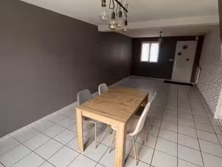 location maison meublé à segre (49500) : à louer meublé / 82m² segre
