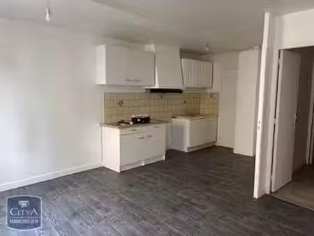 location appartement 2 pièces meublé à saumur (49400) : à louer 2 pièces meublé / 42m² sau