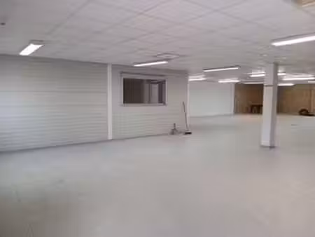 location bureaux et commerces à candé (49440) : à louer / 315m² candé
