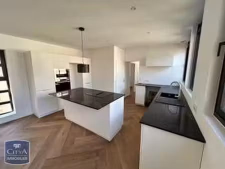 location maison à cholet (49300) : à louer / 106m² cholet