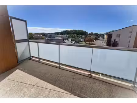 t3 de 57 92 m² au 3 ème et dernier étage