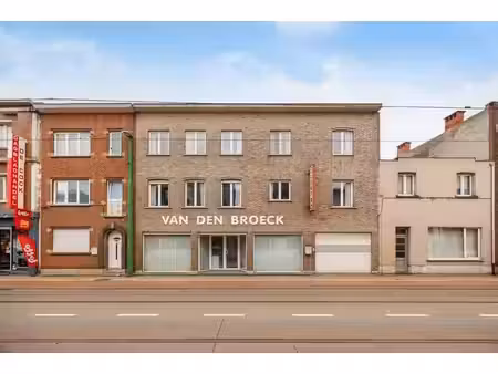 commerce avec appartement