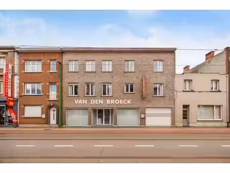 commerce avec appartement