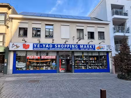 commerce 950 m² à louer centre d'alost