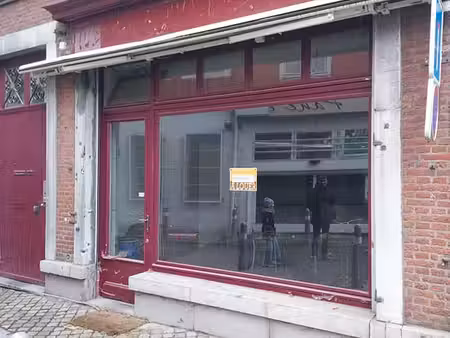espace commercial proche de l'opéra