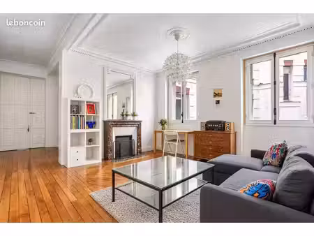appartement 3 pièces 74 m²