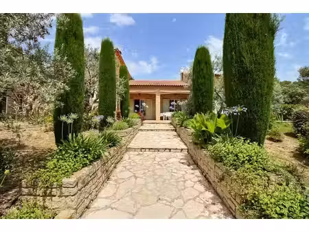 maison de luxe à vendre à crillon-le-brave