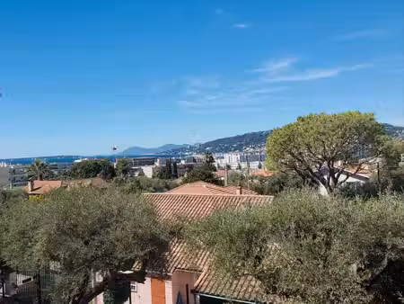 f3 + garage vue mer colle/badine 61 m²