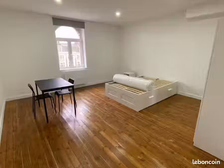chambre à louer (23m2) à armentières