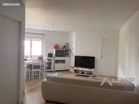 appartement 3 pièces 44 m²