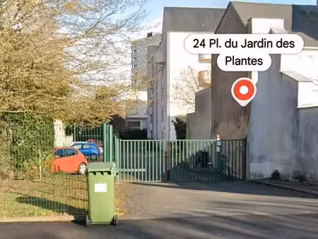 grand studio à louer (jardin des plantes)