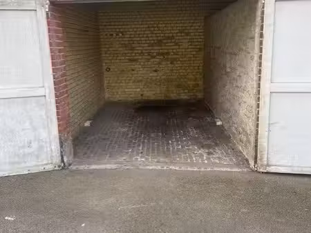 garage à louer