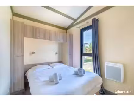 location : chalet 3 chambres face au lac – spa  terrasse  charges incluses
