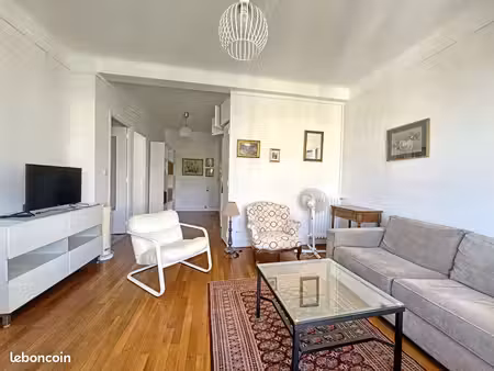 appartement 2 pièces 52 m²