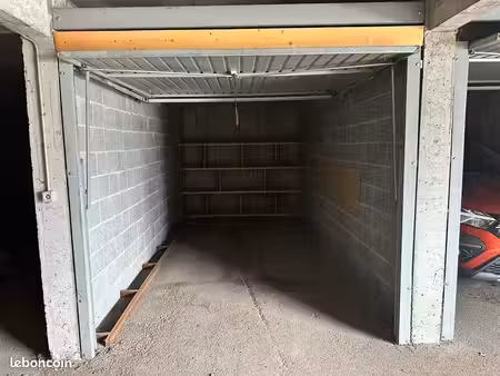 garage à louer
