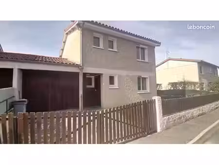 maison rénovée avec garage et jardin
