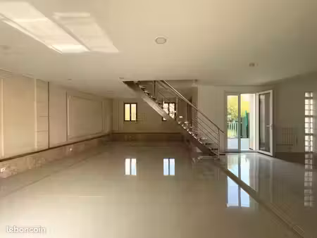 maison 5 pièces 126 m²