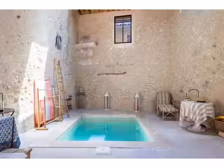 maison de luxe à vendre à saint-saturnin-lès-apt