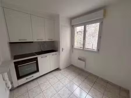 location appartement 2 pièces à cherbourg-octeville (50100) : à louer 2 pièces / 47m² cher