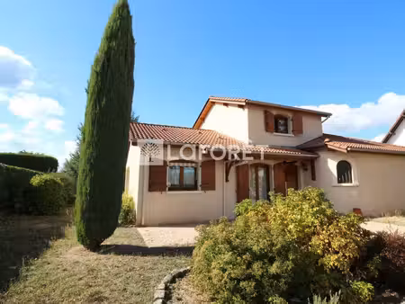 maison saint just saint rambert 5 pièce(s) 142 m2 piscine 1300m² de terrain