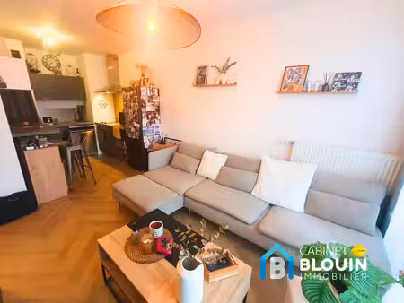 appartement t2 avec terrasse  parking et cave