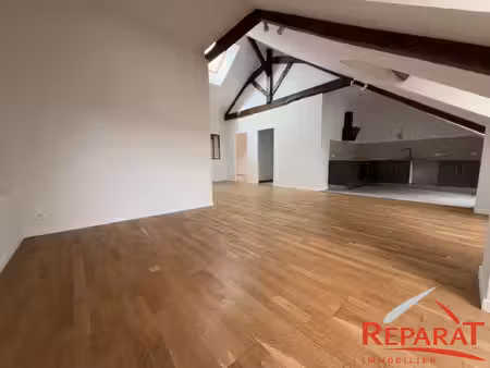 appartement f3 bis rénové – plein centre-ville