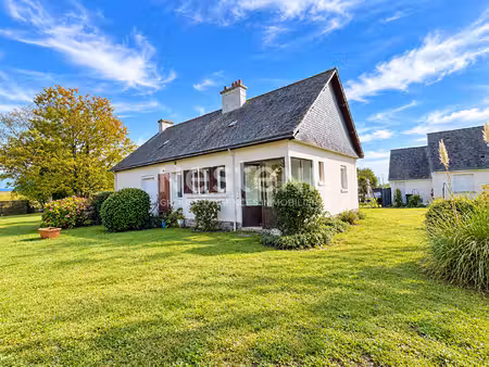 grand champ maison 3 chambres environ 89 m² plain pied a rénover terrain arboré de 589 m²
