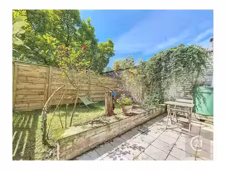 rez-de-chaussée à louer à avenue jean palfyn  32 laeken (vbe80109)
