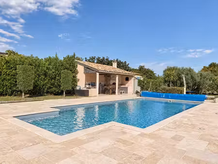 magnifique villa à la-londe-les-maures avec studio indépendant