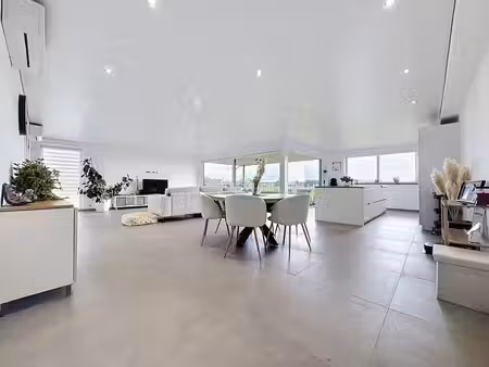 superbe appartement de standing