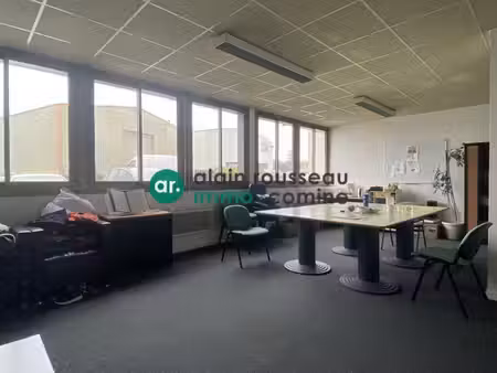 location bureaux saint barthelemy d anjou 49124 100m²