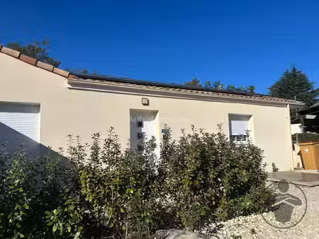 appartement lumineux 3 pièces de 82m² à abzac