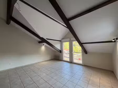 t5 duplex centre de st clair de la tour