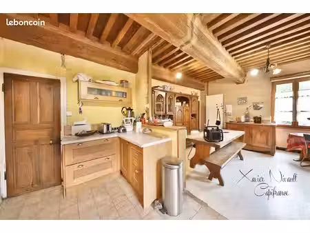 maison 6 pièces 180 m²