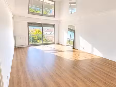appartement 3 pièces 83 m²