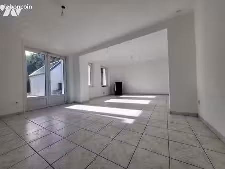 maison 2 pièces 70 m²