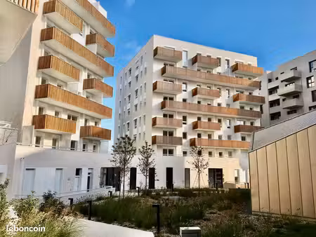 studio avec balcon de 6 m² – 29 9 m² – montreuil