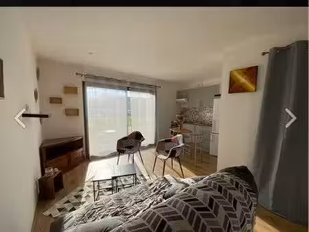 loue studio meublé