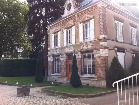 quartier moulin à tan bel appartement de 74 m² dans une maison bourgeoise en pierre de tai
