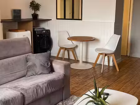 grand studio meublé de 36 m² – vieux-tours