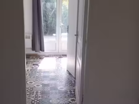 très beau studio lumineux meublée 24 m² villejuif