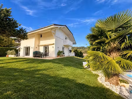 maison de luxe à vendre à viuz-en-sallaz