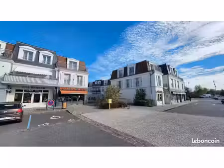 studio 1 pièce 35 m²