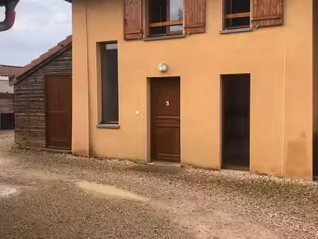 loue t3 avec terrasse   jardin   parking