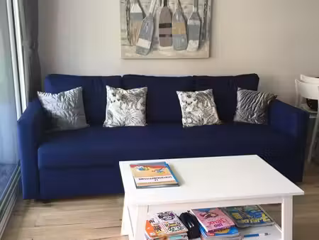 à louer appartement meublé t3 + terrasse de 53m2